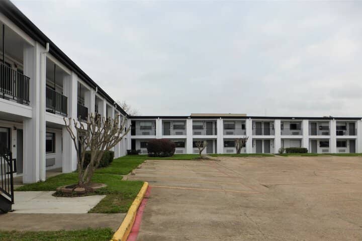 Hotel 16 of 16