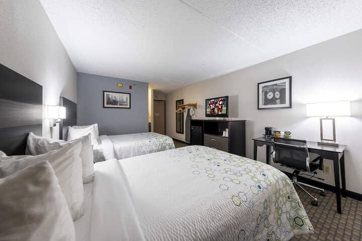 Room 14 of 41