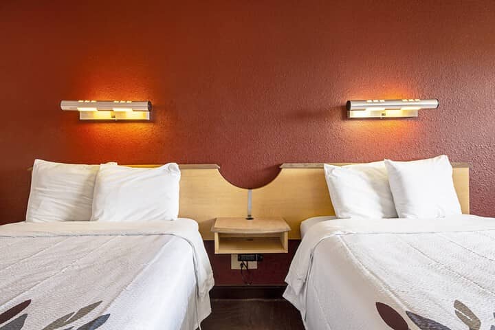 Room 15 of 25