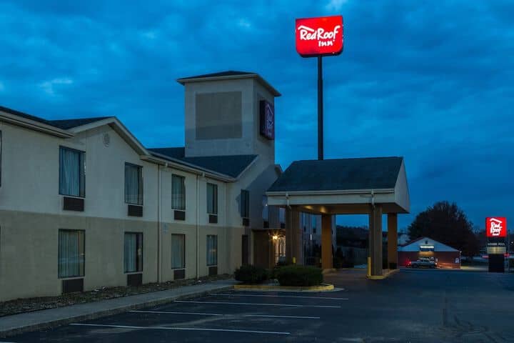 Hotel 31 of 34