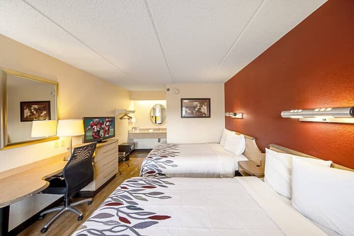 Room 10 of 26