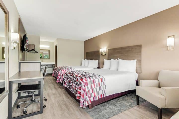 Room 5 of 18