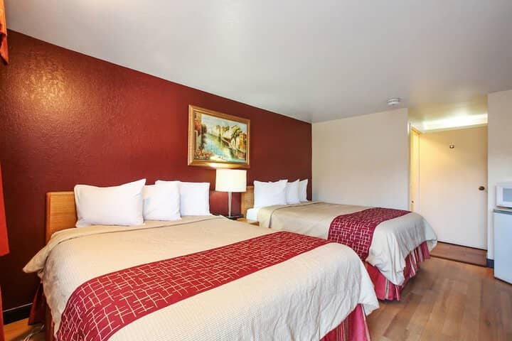 Room 8 of 23