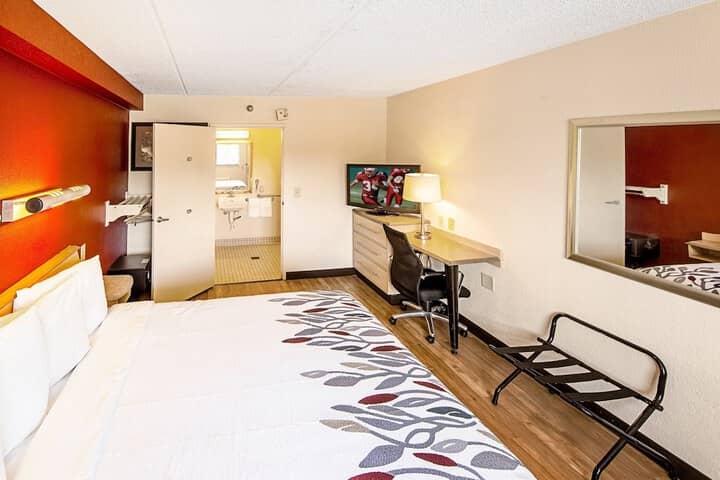 Room 3 of 24