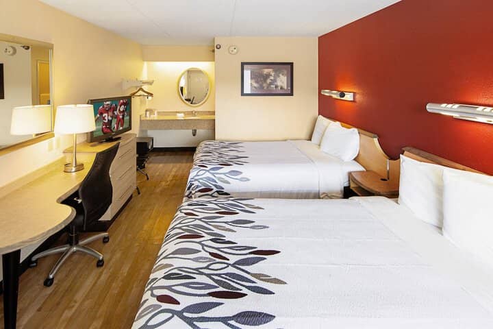 Room 7 of 24