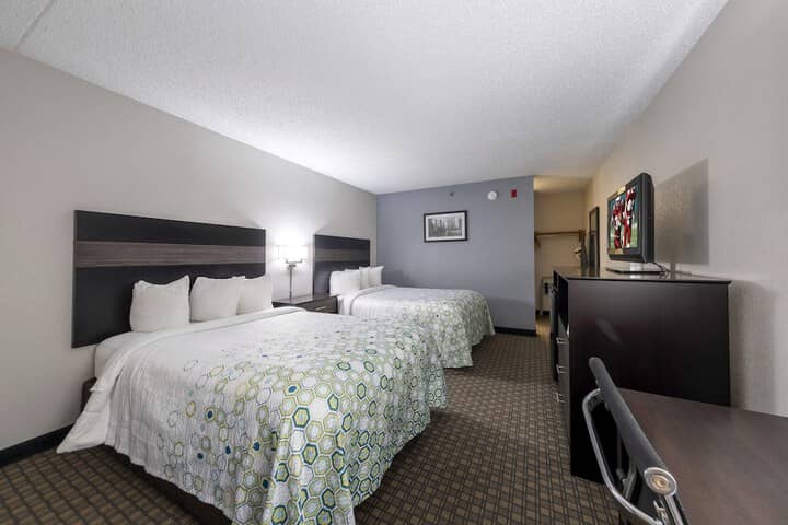 Room 21 of 41