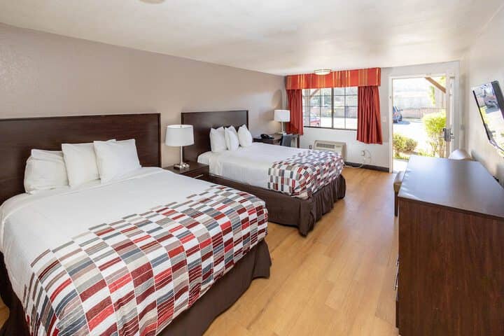 Room 12 of 23
